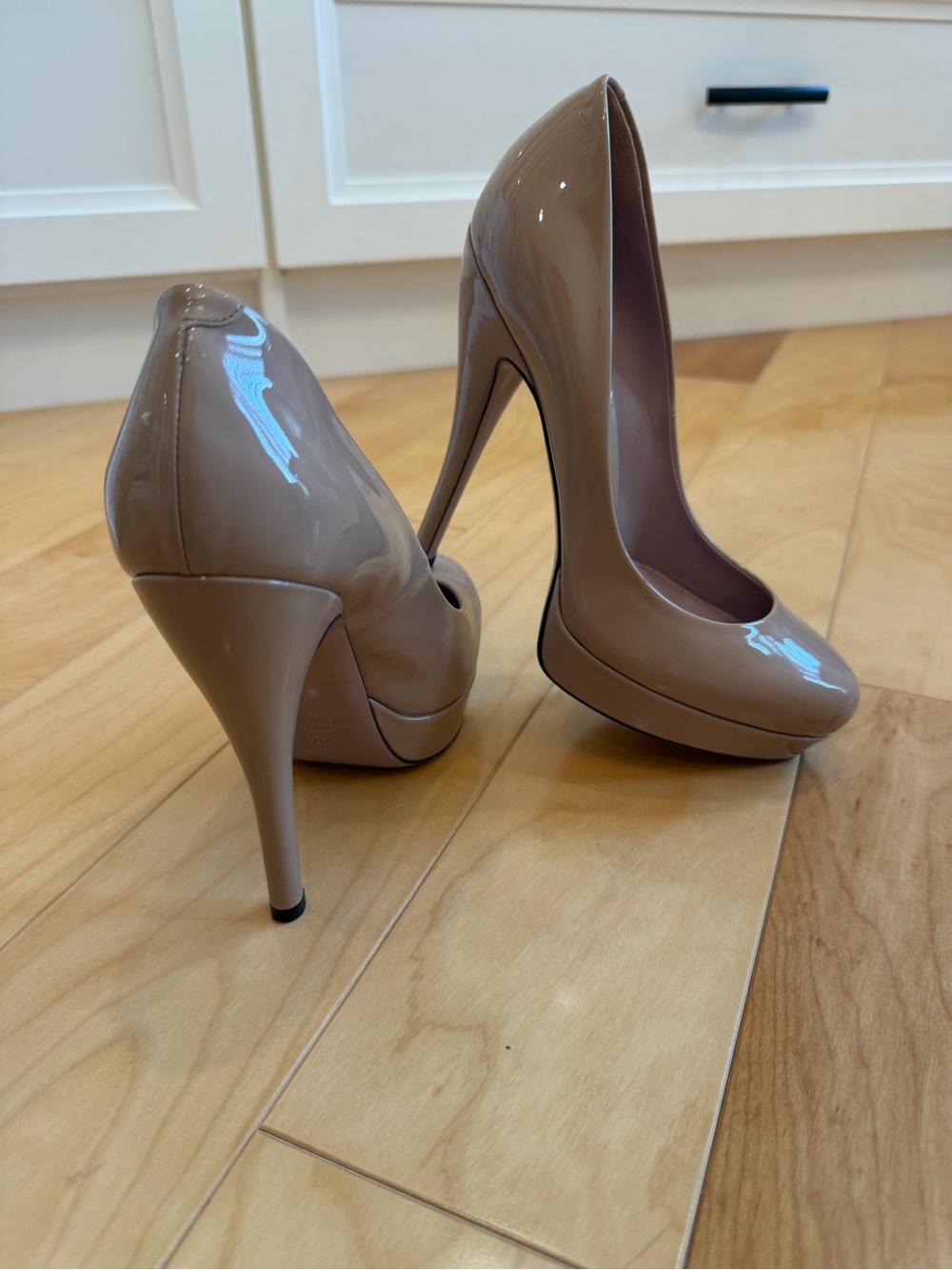 Gucci Nude Patent Platform Stiletto Pumps